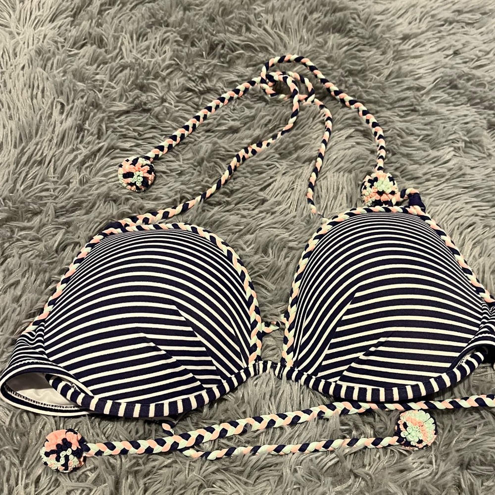 VS Bikini Top